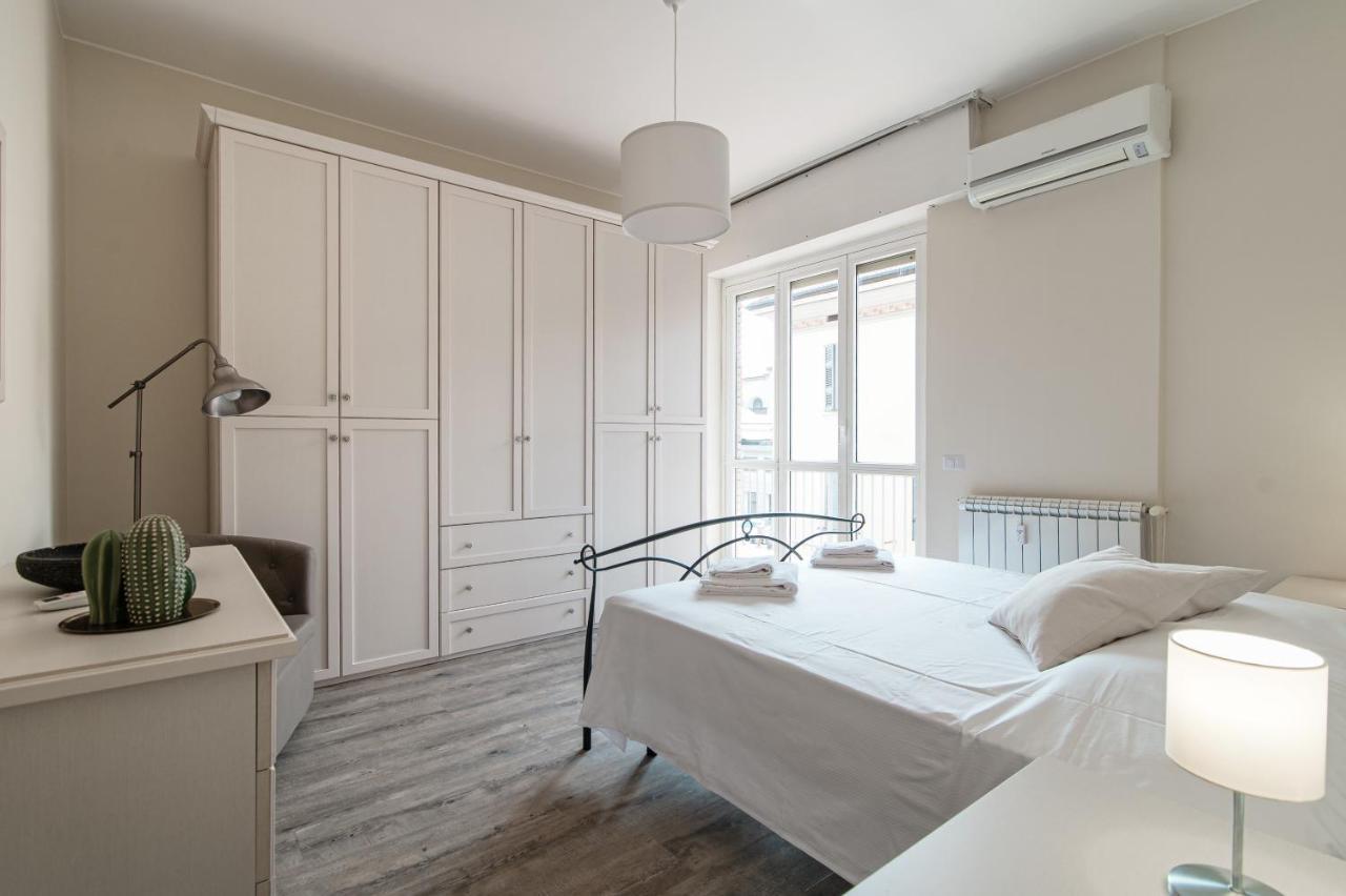 Lovely Suite With Private Parking In Côme Esterno foto